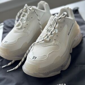 BALENCIAGA women sneakers size 7